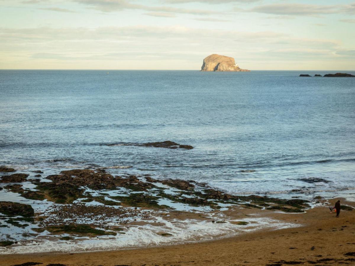 Bass Rock View Apartment North Berwick Bagian luar foto